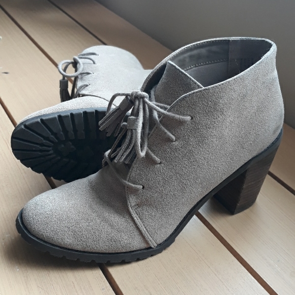 Restricted Shoes - Restricted Tassle Suede Booties Size 9